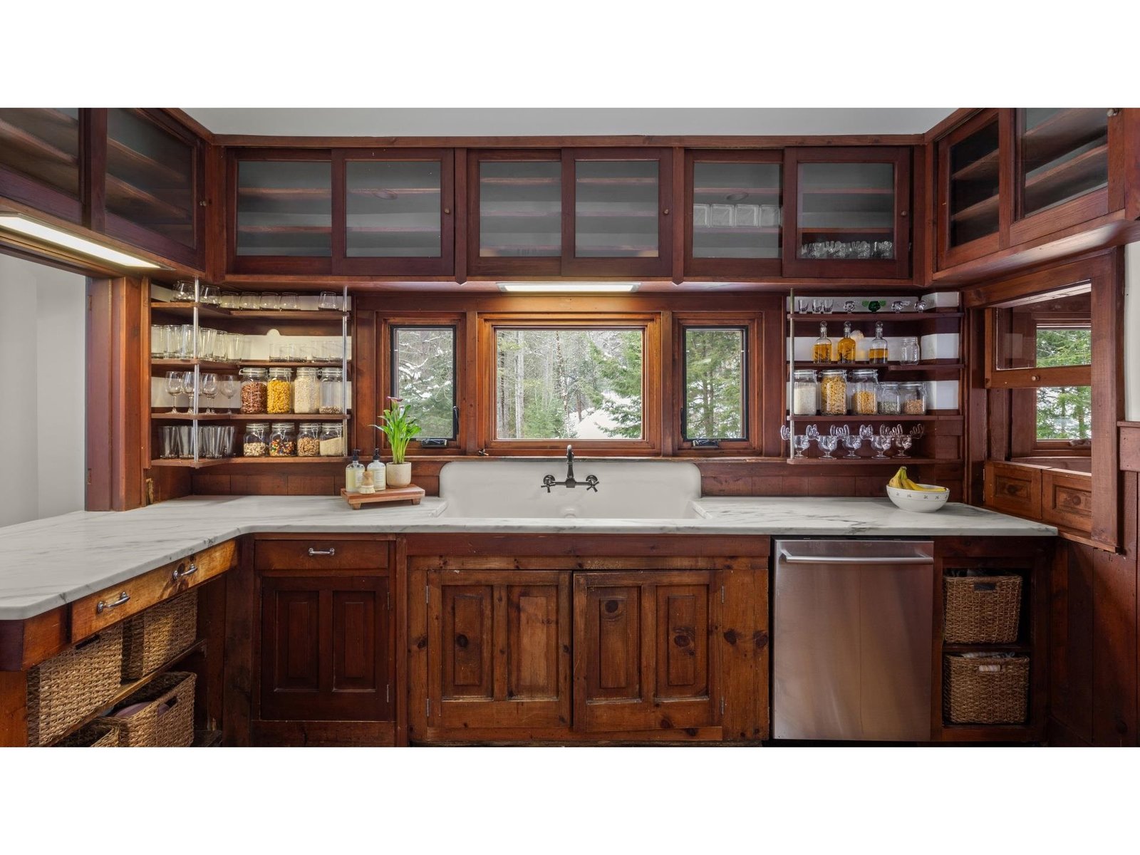 Level 2 Kitchen