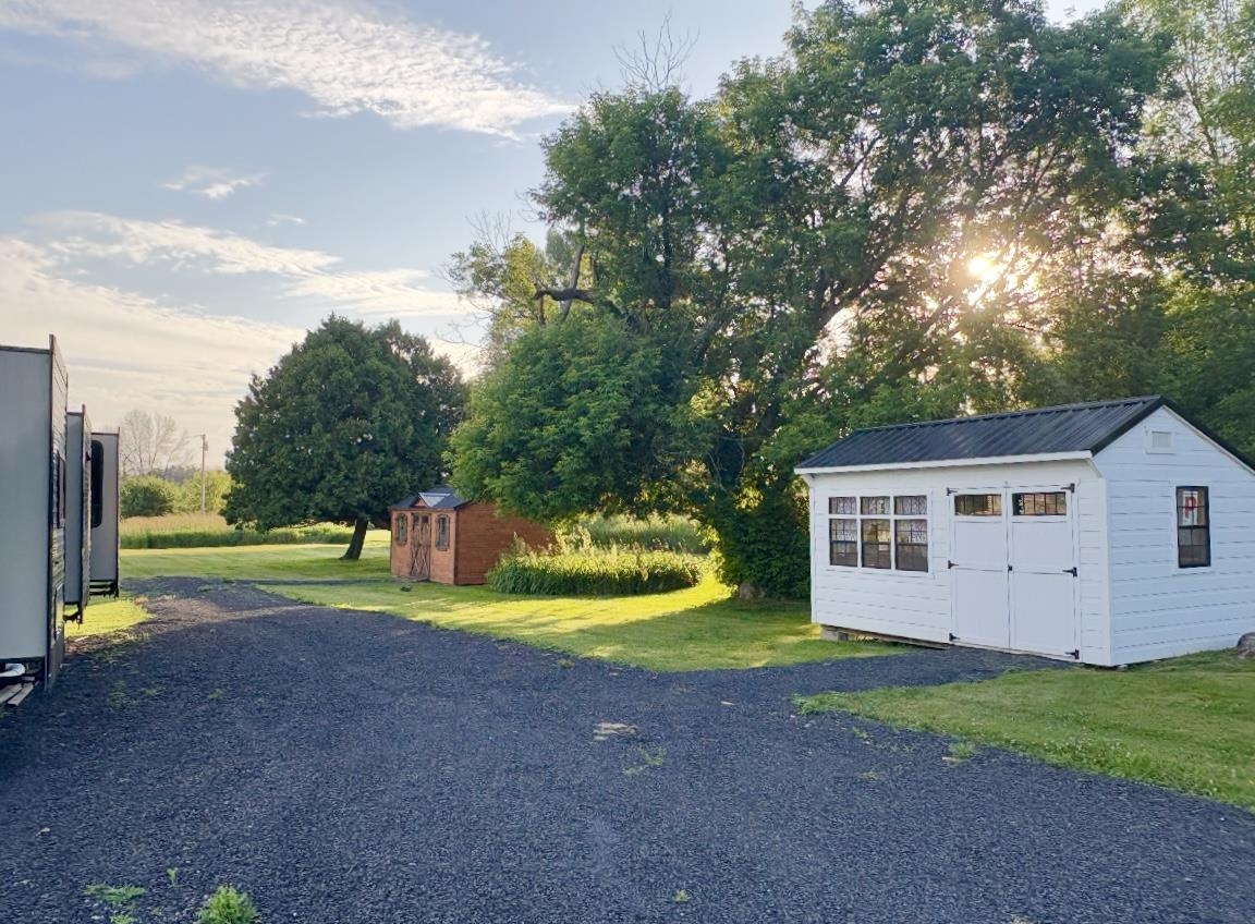 563 Bridge Road