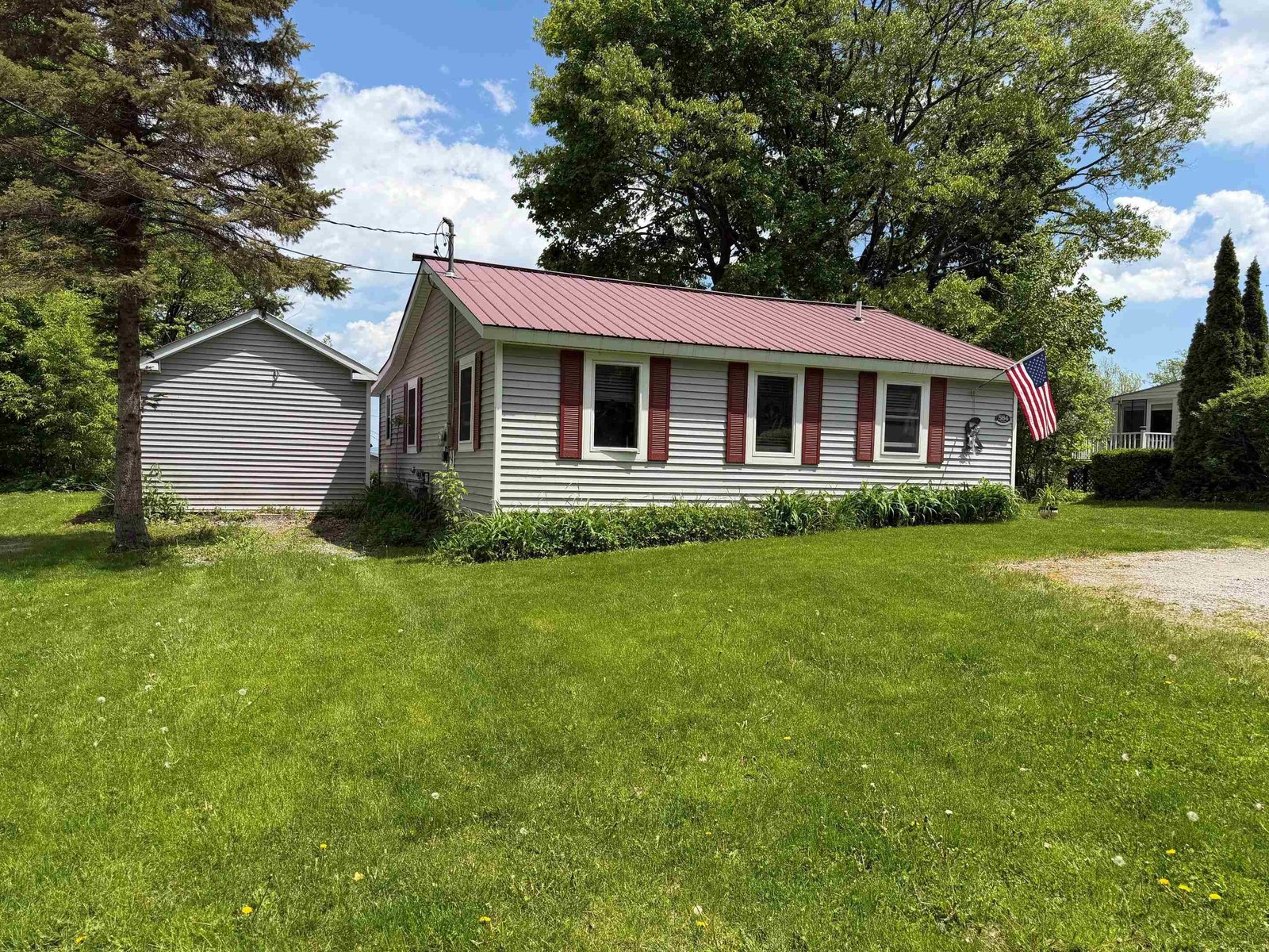 564 Mills Point Road
