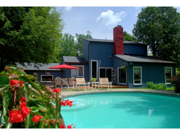 565 Moulton Lane