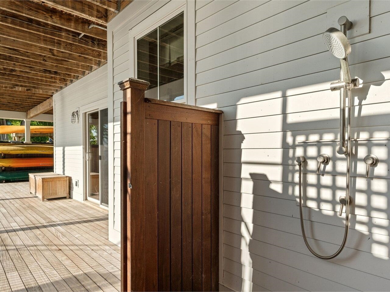 With Outdoor Shower