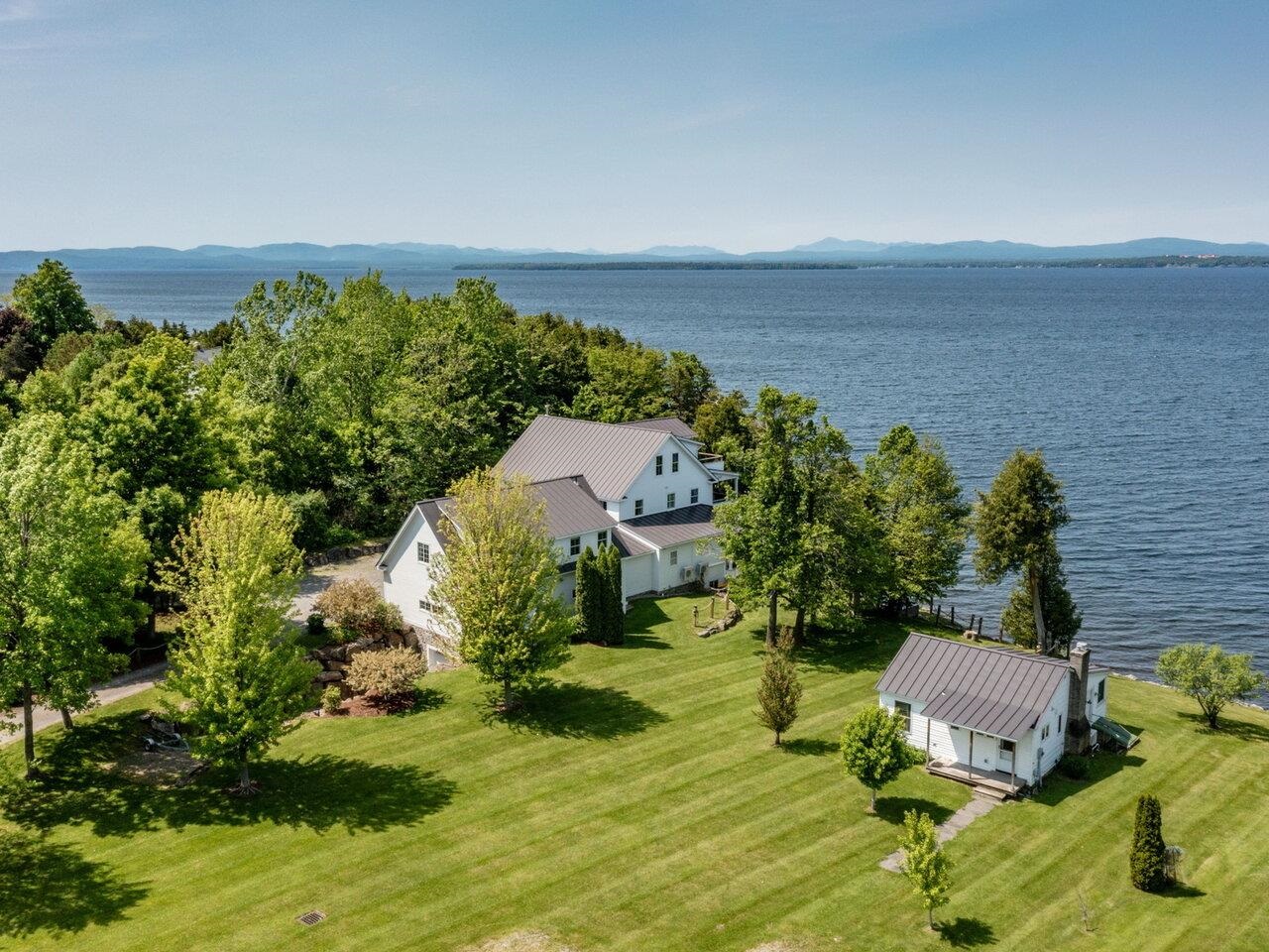 2-Bedroom Guest Cottage