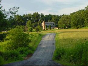 566 Middle Road