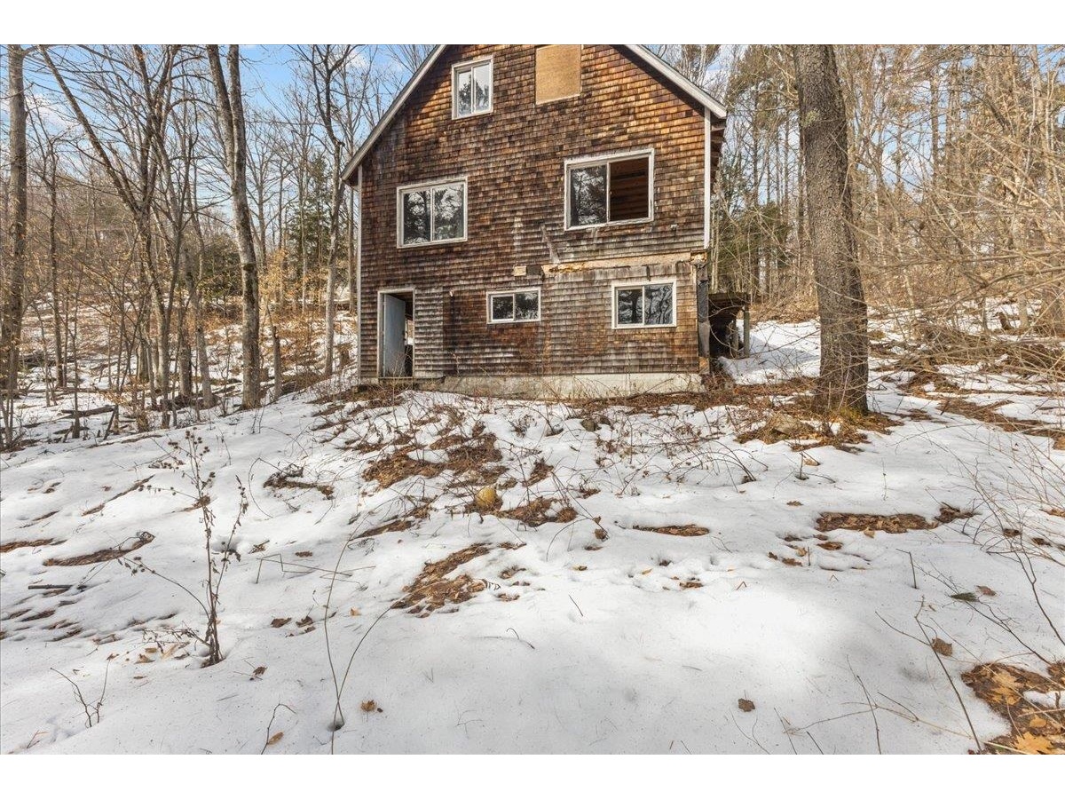 567 Sunset Lane West