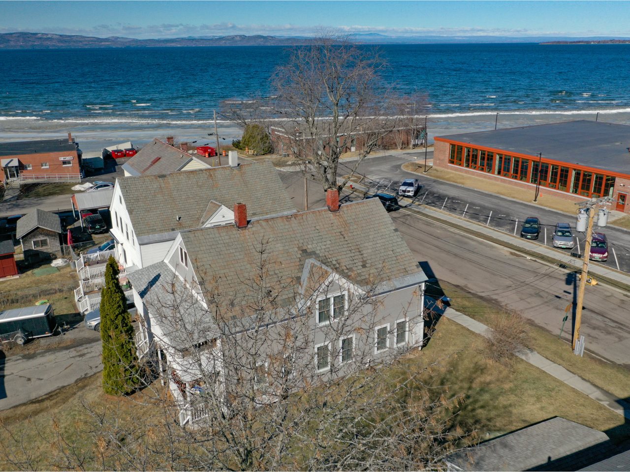 57-59 Lakeside Avenue
