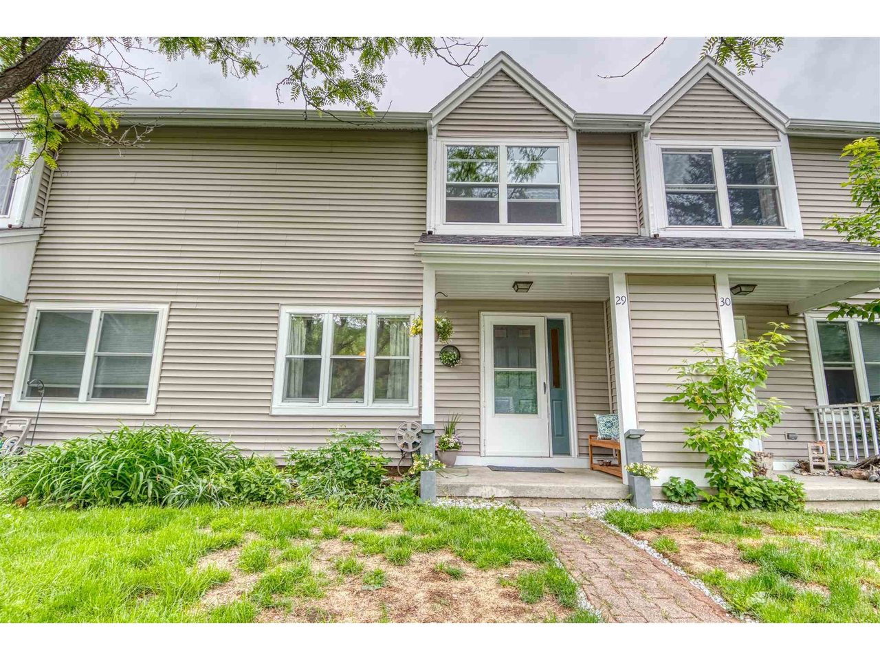 57 E Country Club Drive, Unit 29