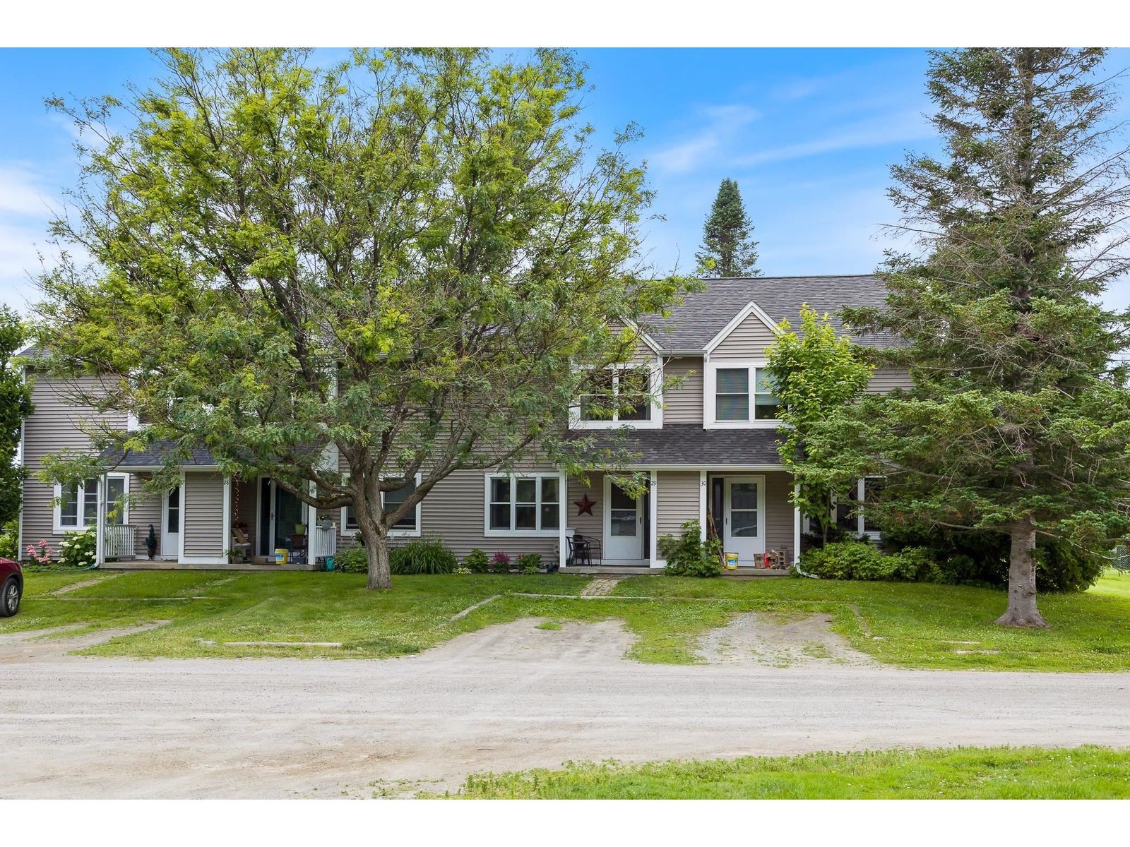 57 East Country Club Drive, Unit 29