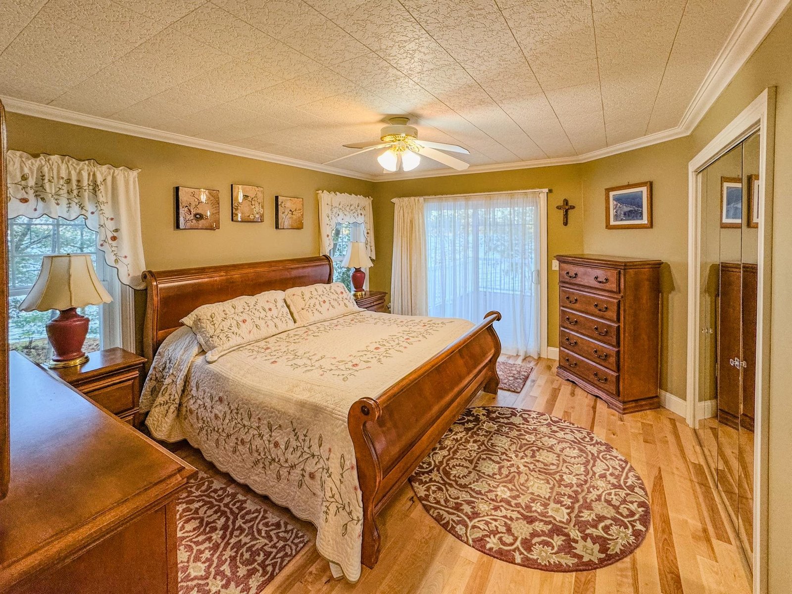 57 Farrants Point