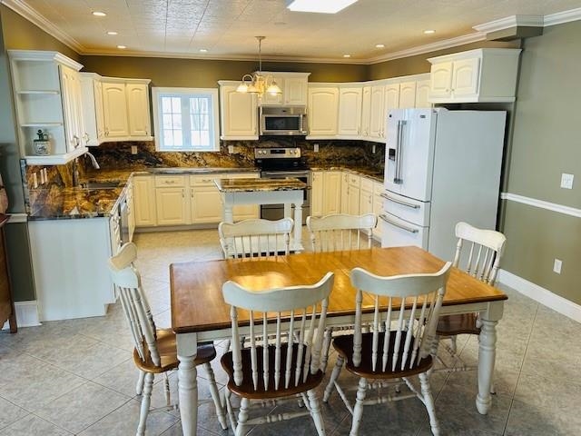 57 Farrants Point