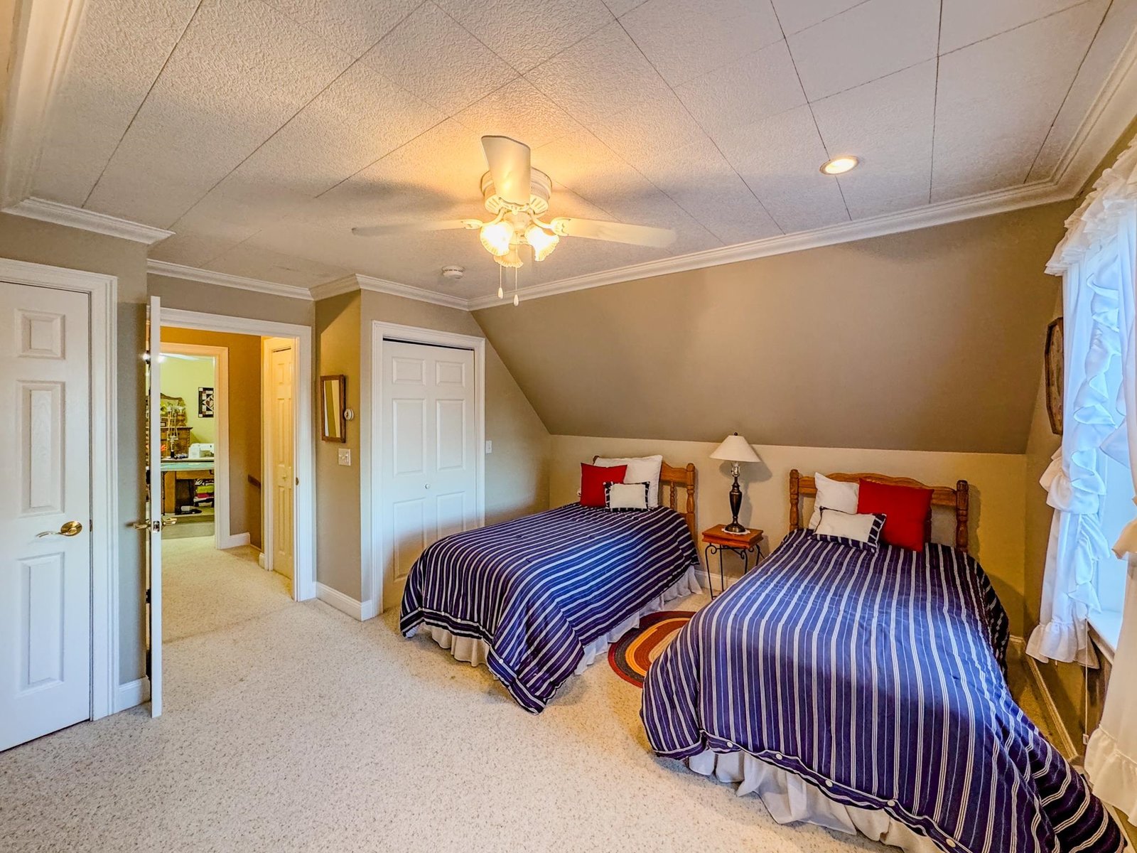 57 Farrants Point