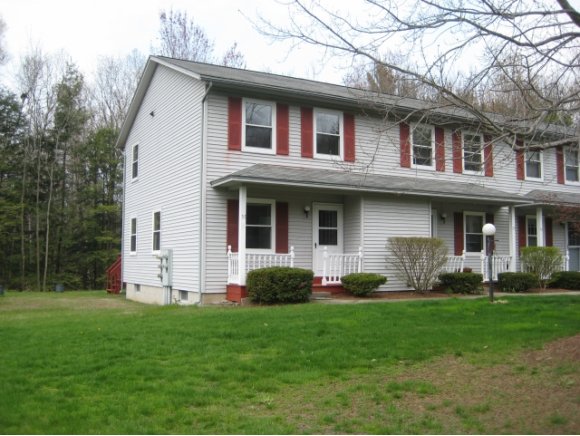 57 Kim Ln, Unit 57