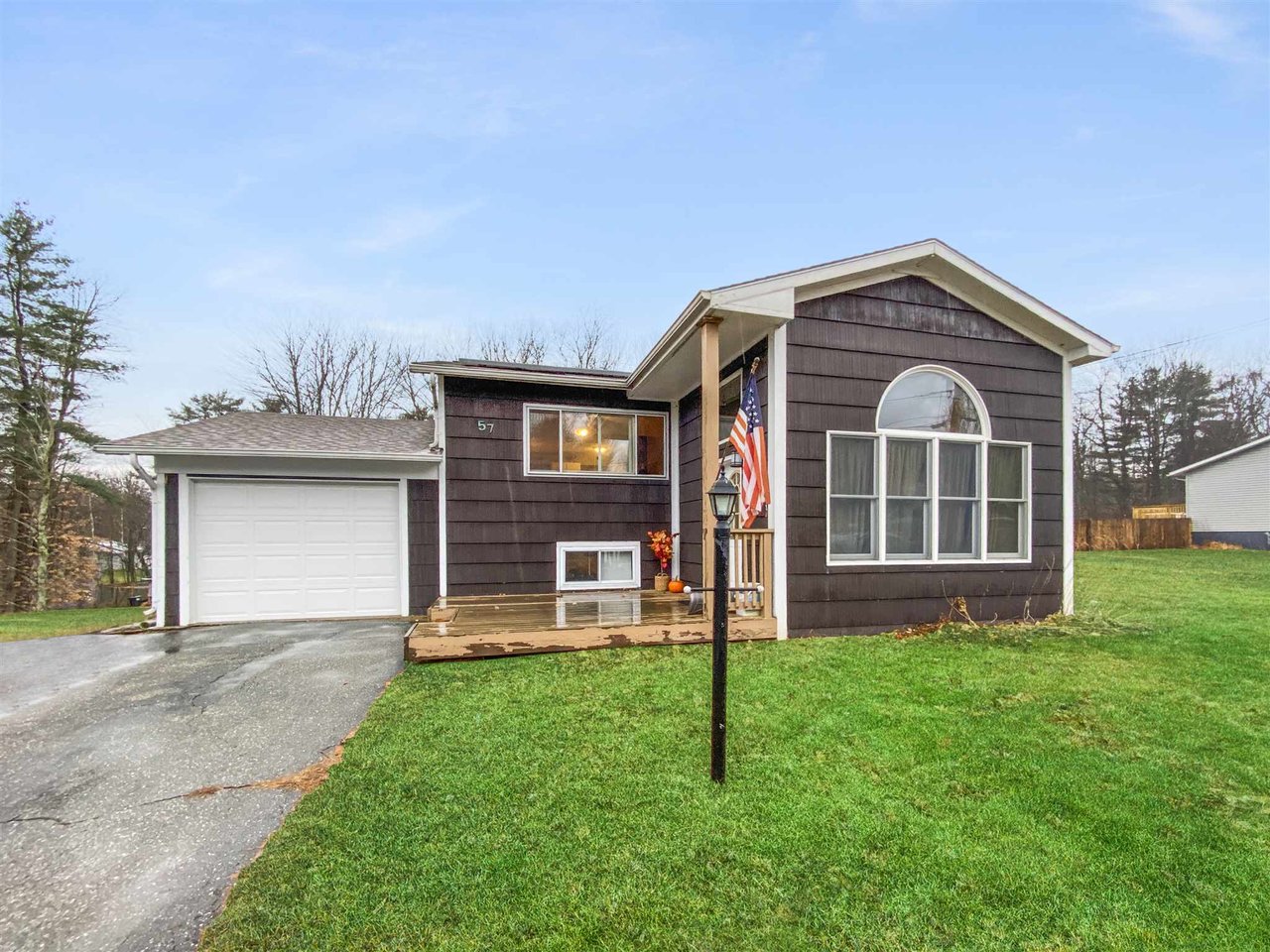 57 Kingswood Drive