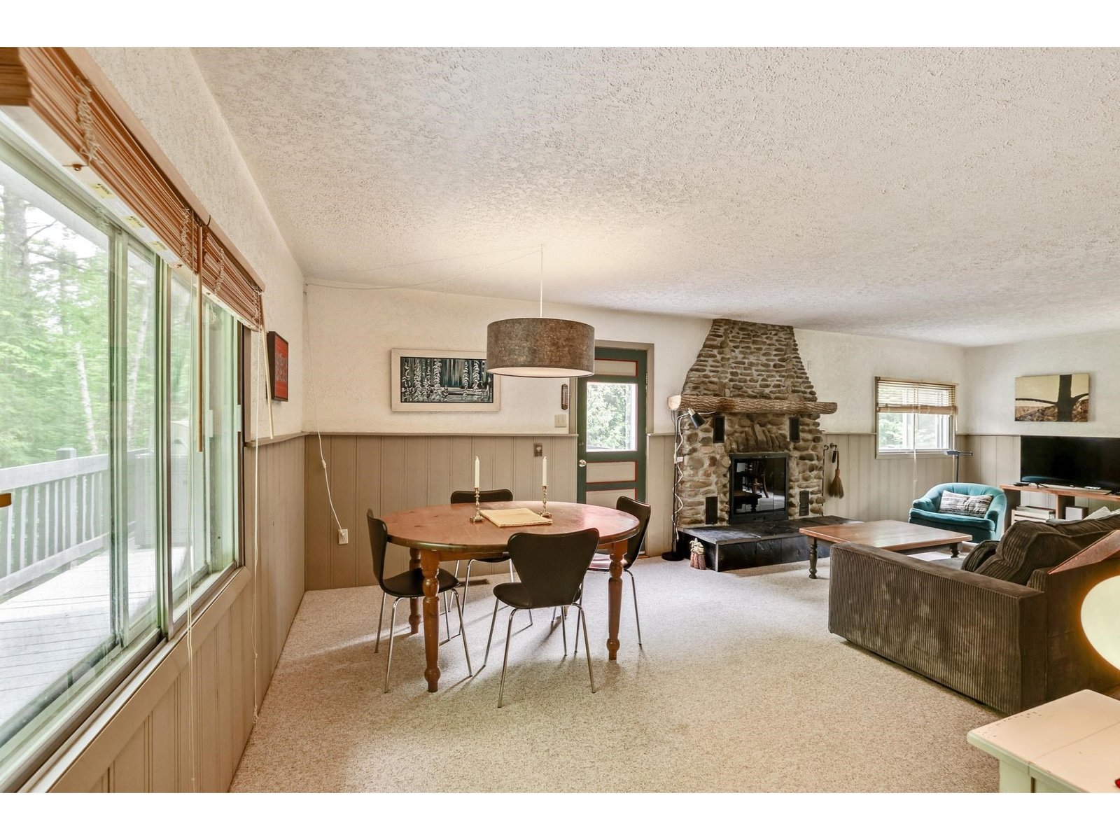 57 Pine Grove