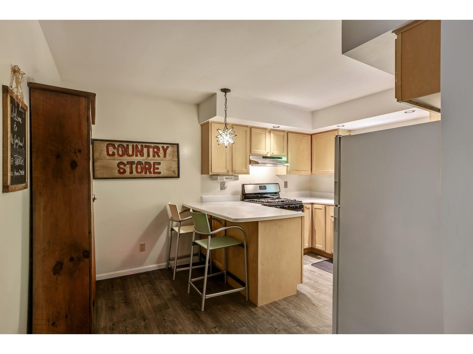 57 Pine Grove