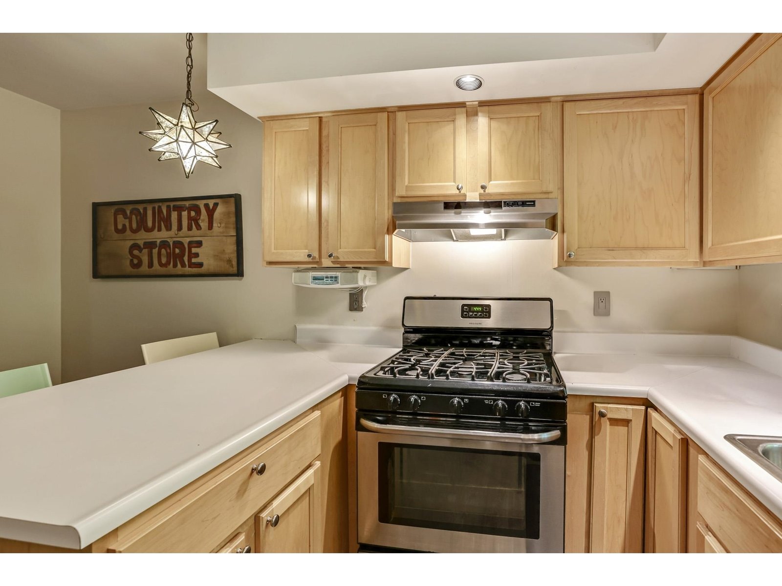 57 Pine Grove