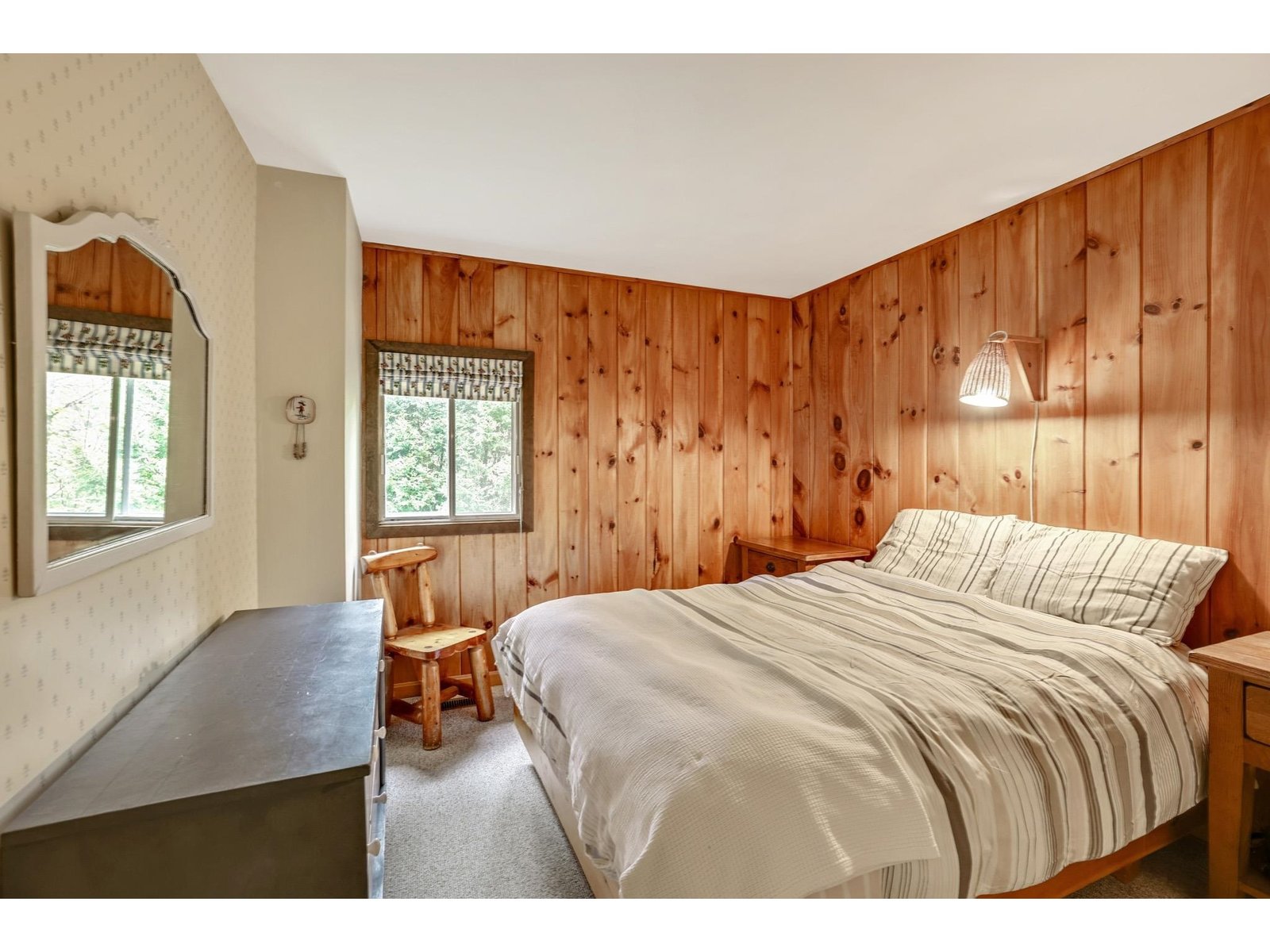 Main level bedroom