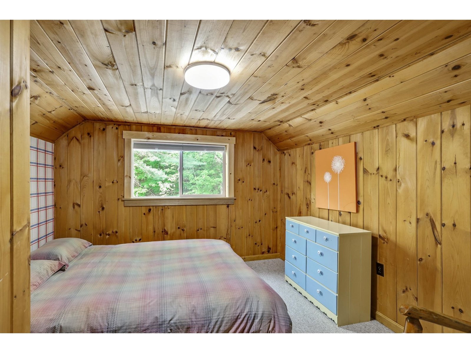 Upstairs bedroom 2