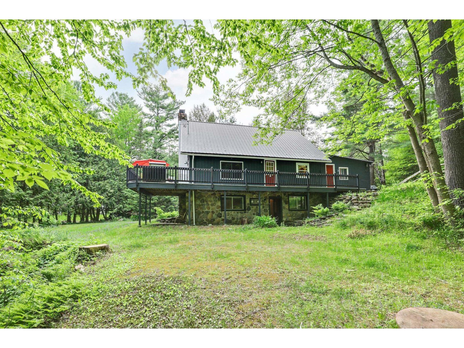 57 Pine Grove