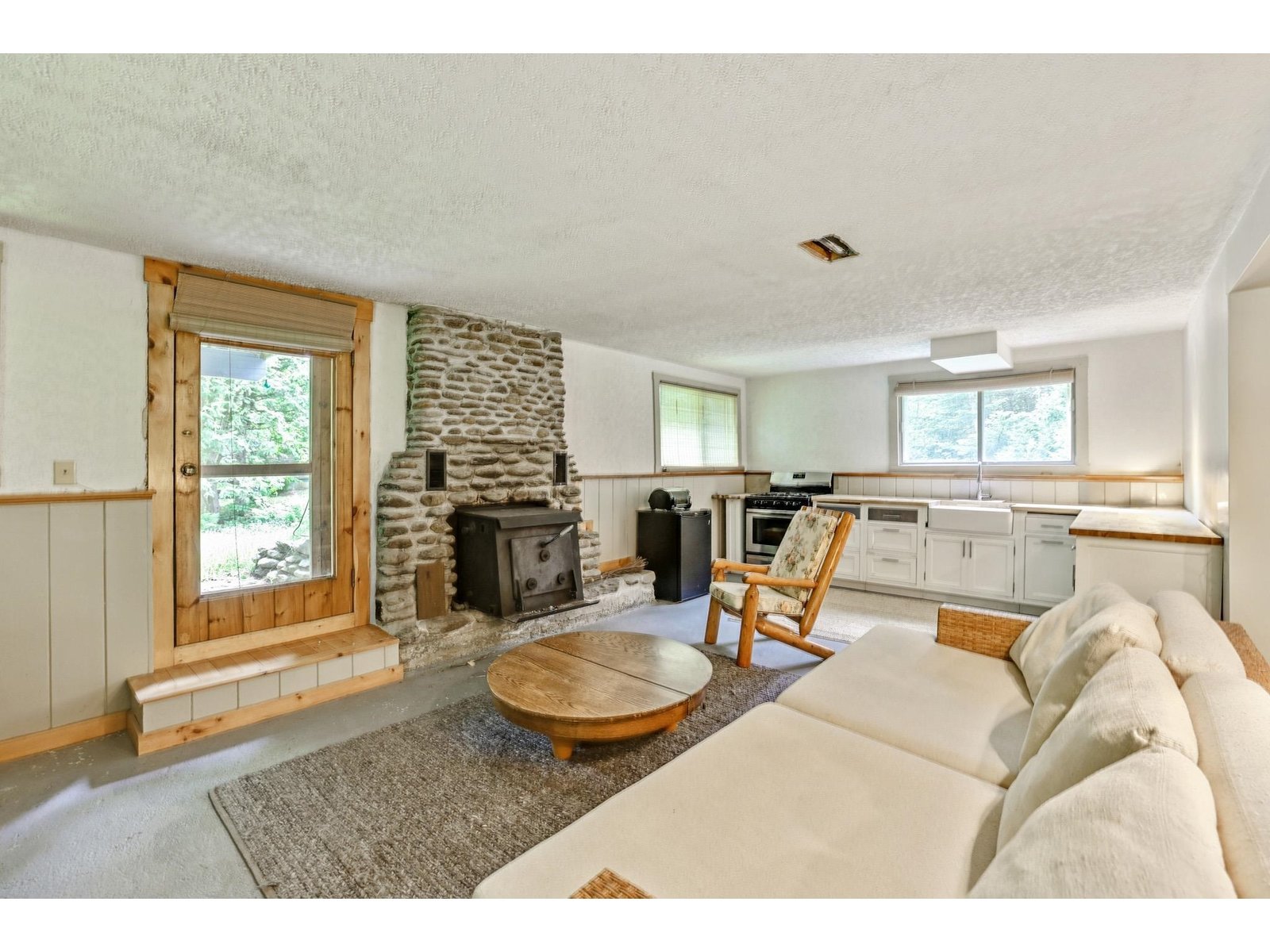 57 Pine Grove