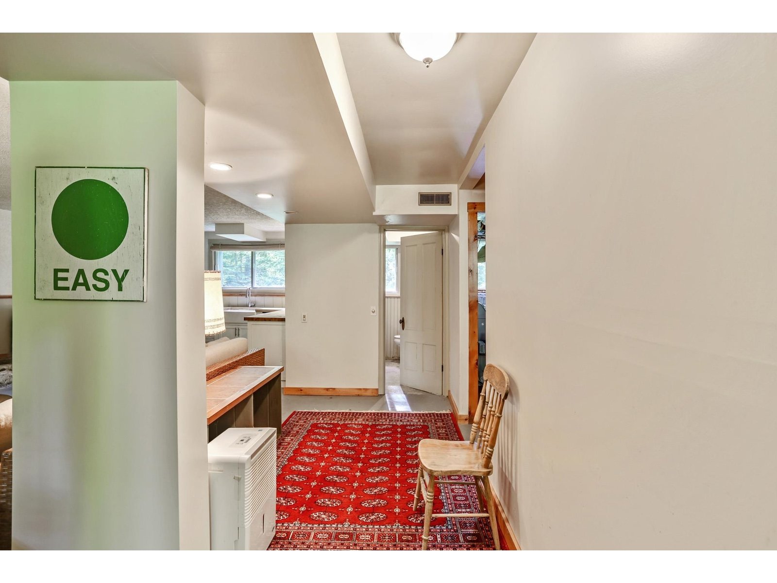 Entry to lower level