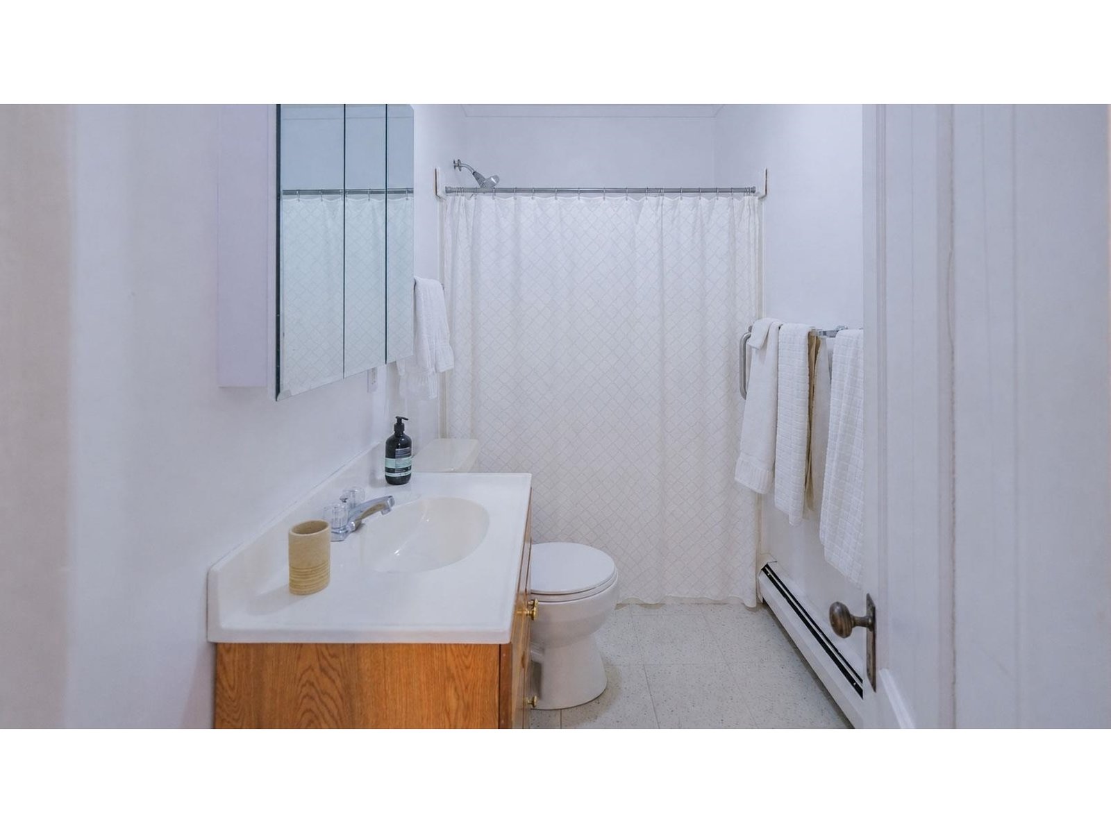 Full bathroom