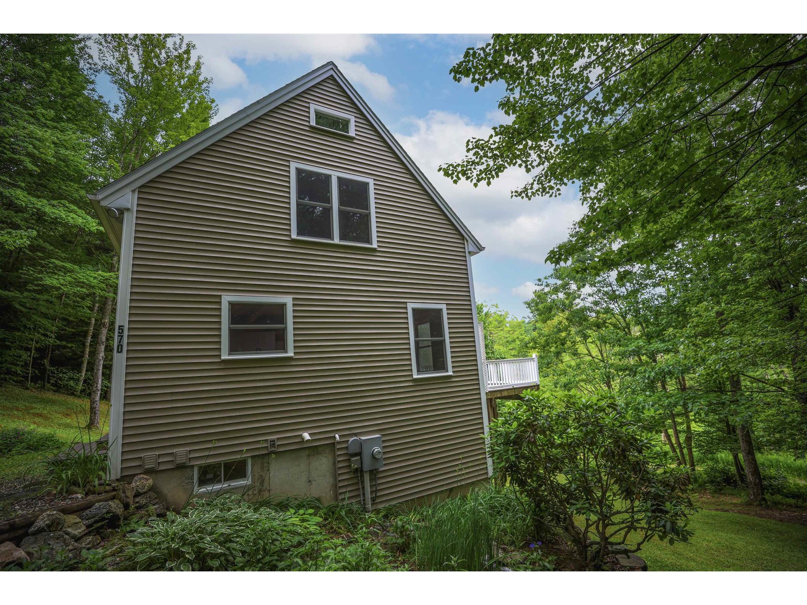 570 Upper Meehan Road