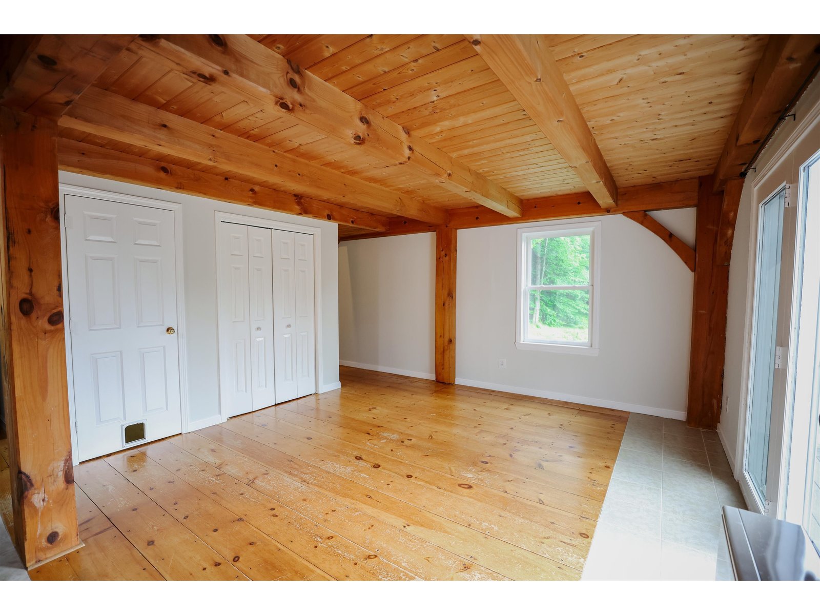 570 Upper Meehan Road