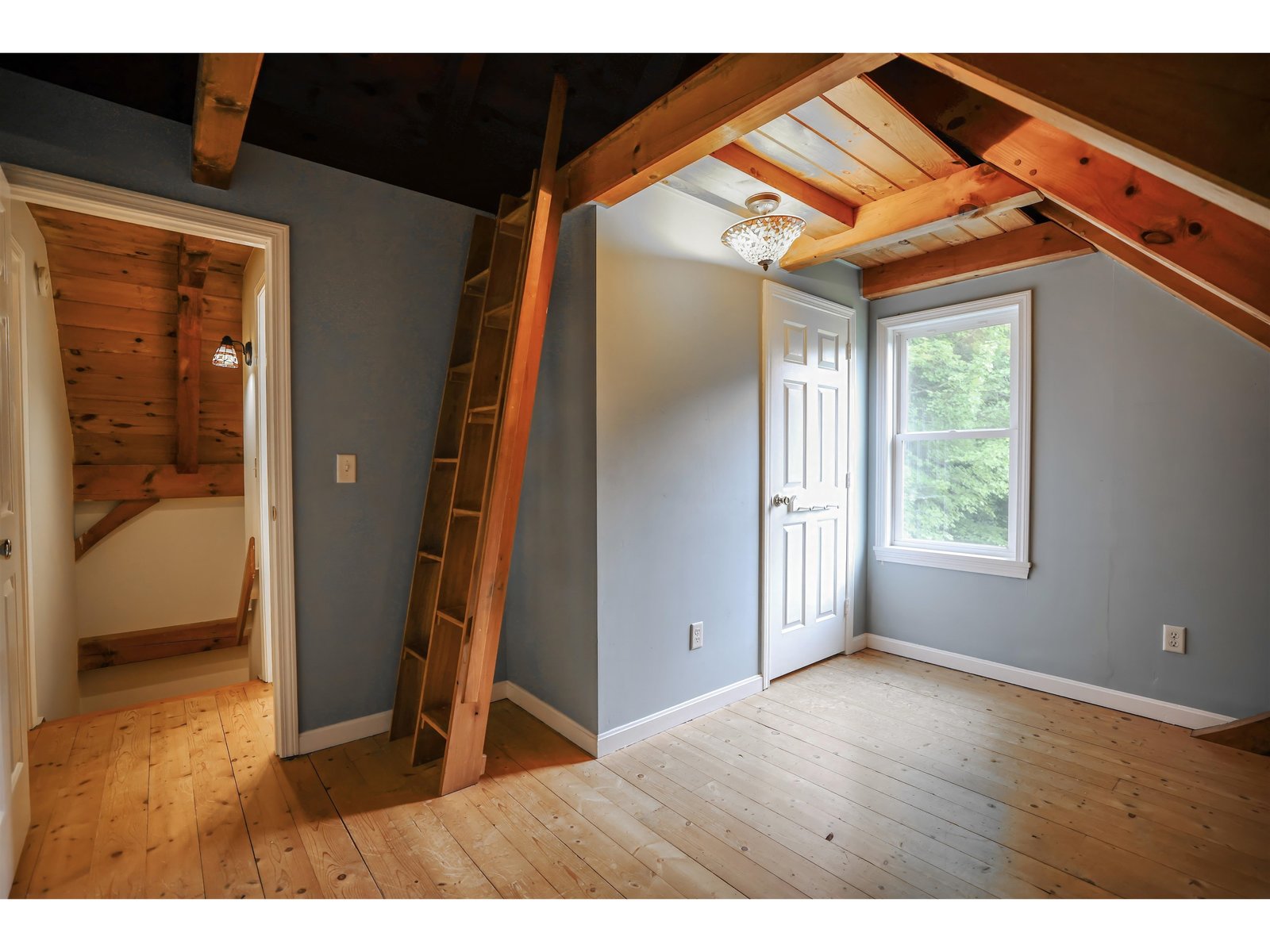 570 Upper Meehan Road