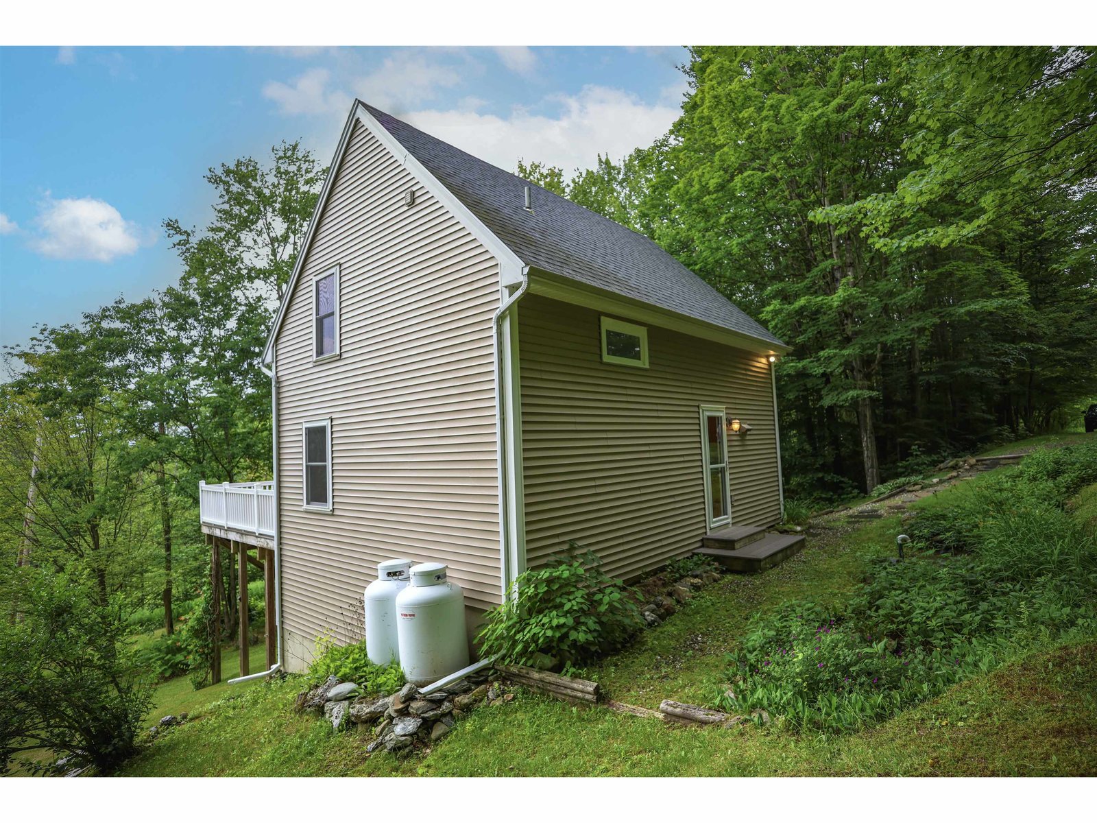 570 Upper Meehan Road