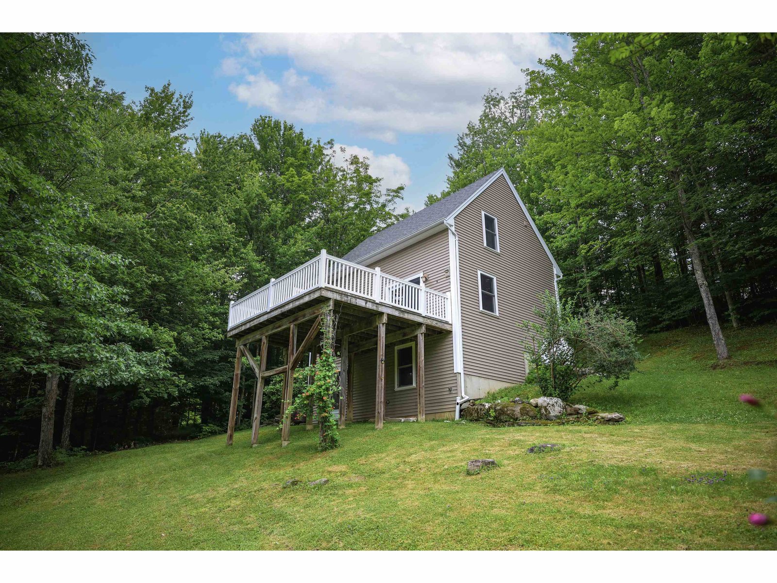 570 Upper Meehan Road