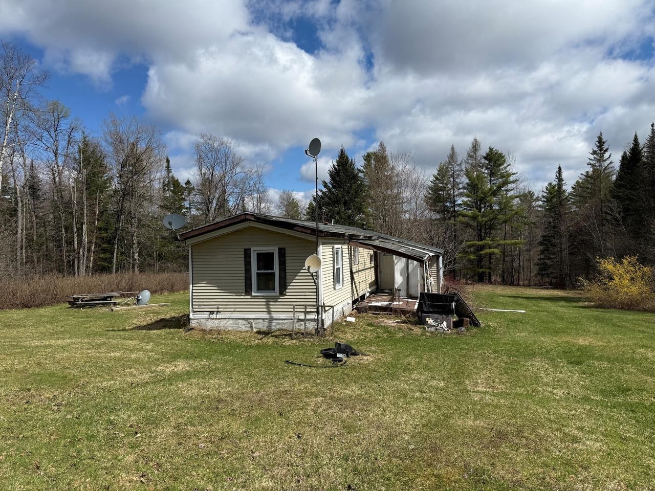 571 Bliss Road