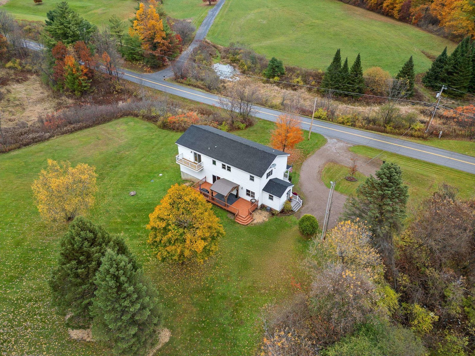 571 Middle Road