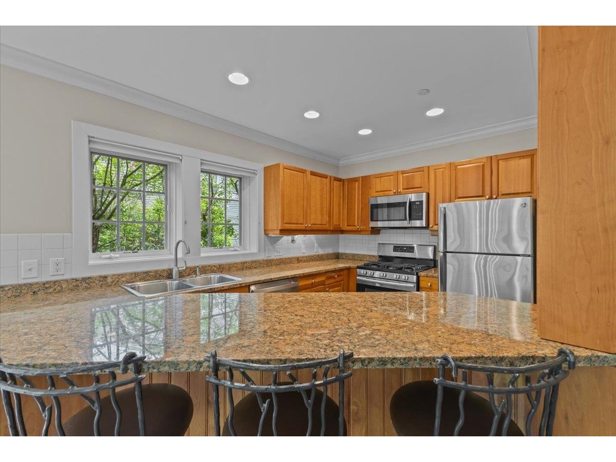 571 Topnotch Drive, Unit B