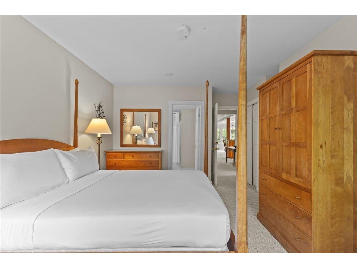 571 Topnotch Drive, Unit B