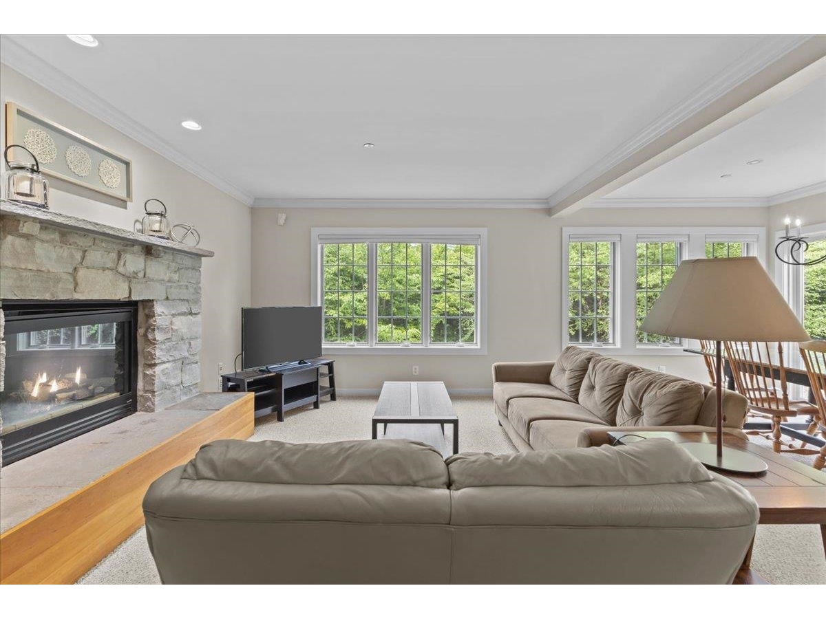 571 Topnotch Drive, Unit B
