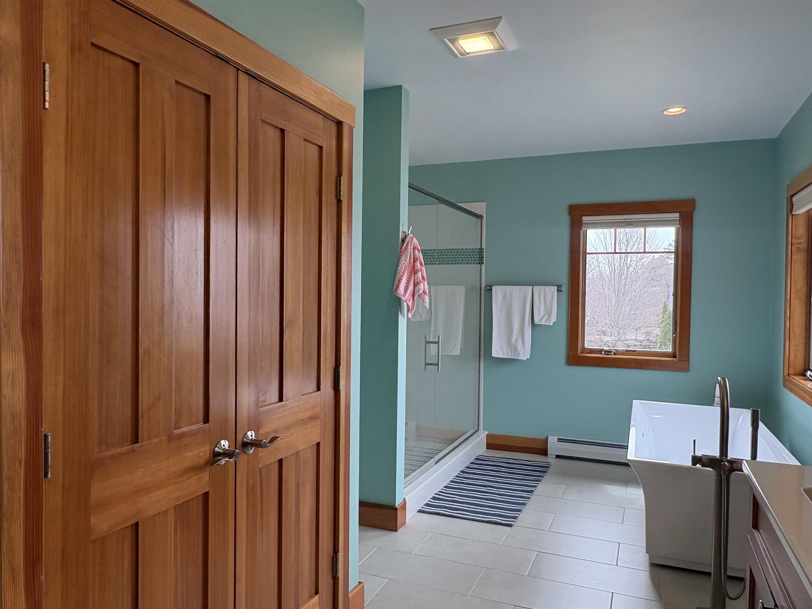 571 West Shore Road