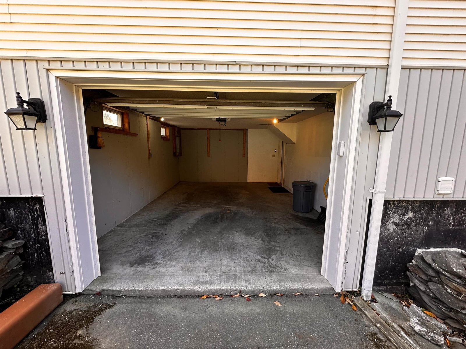572 Blakely Road