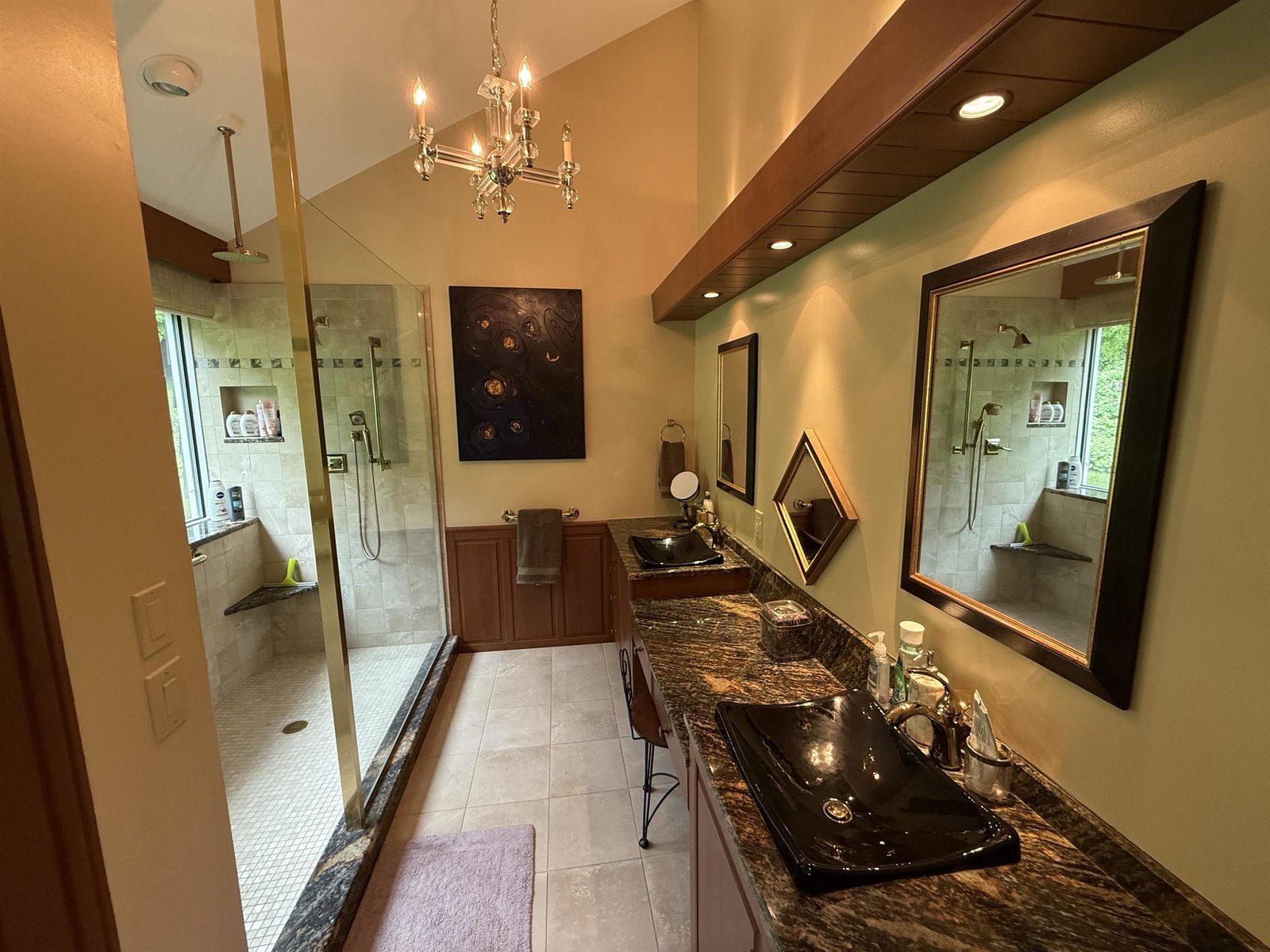 PRIMARY SUITE BATHROOM