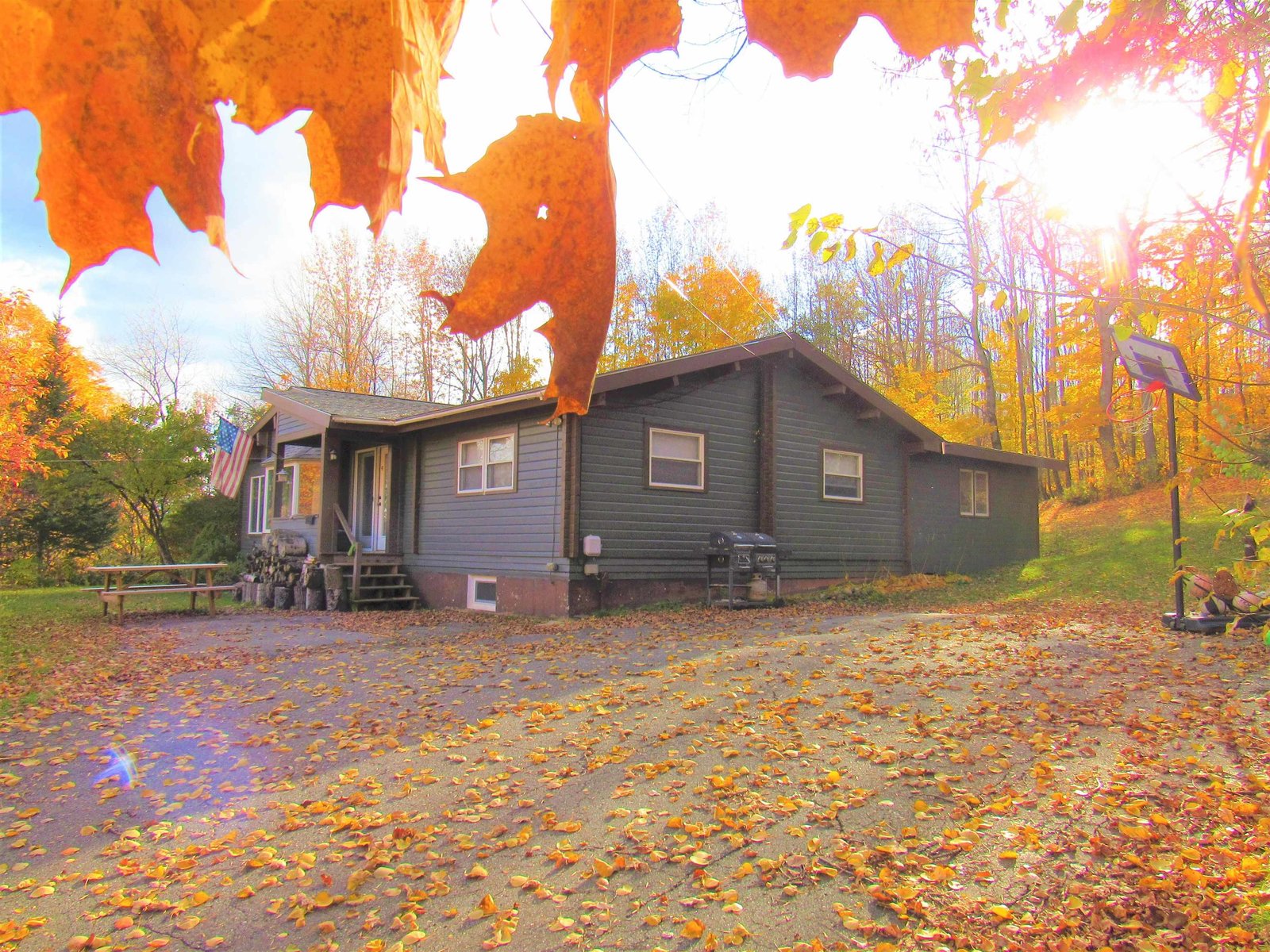 5729 Lake Road