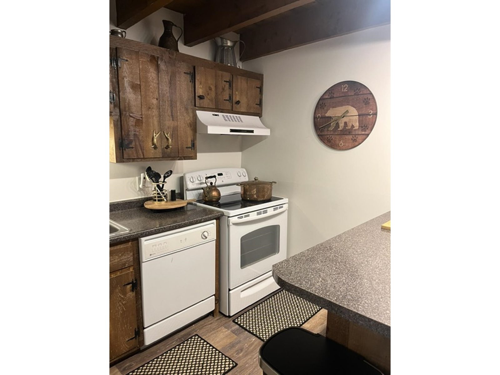 574 Willard Road, Unit 2C