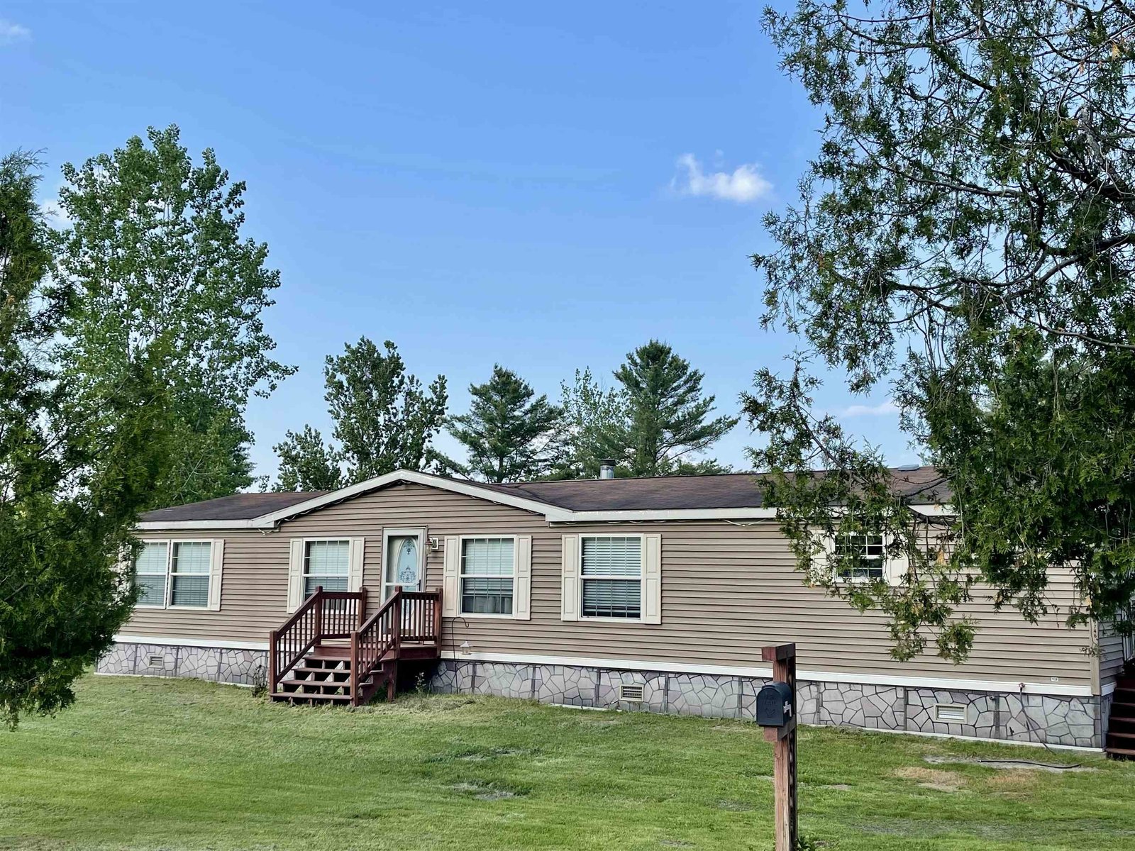 5746 Burton Hill Road, Irasburg