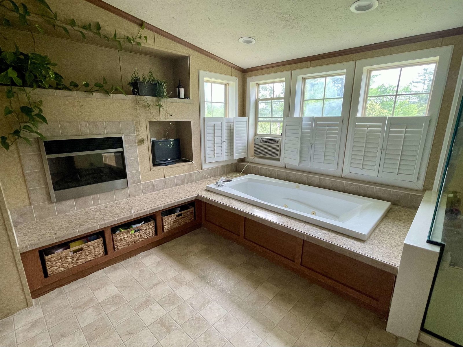 Soaking Tub