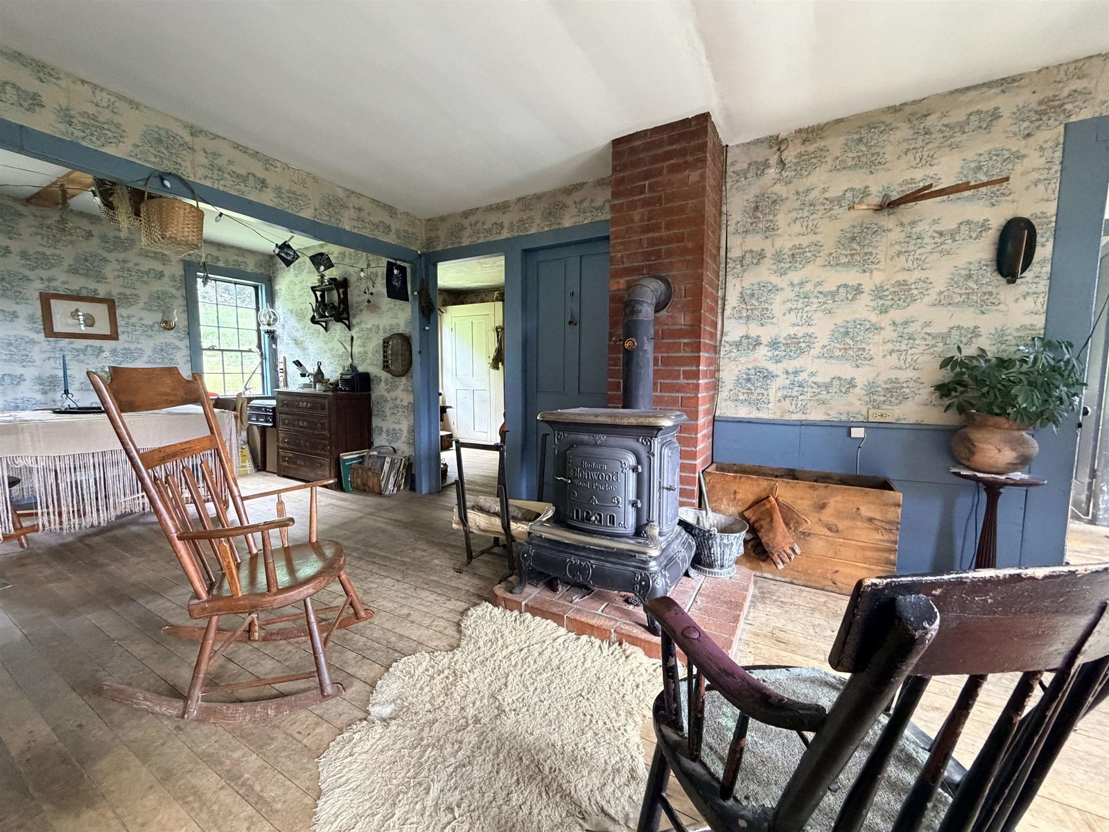 575 Somers Road