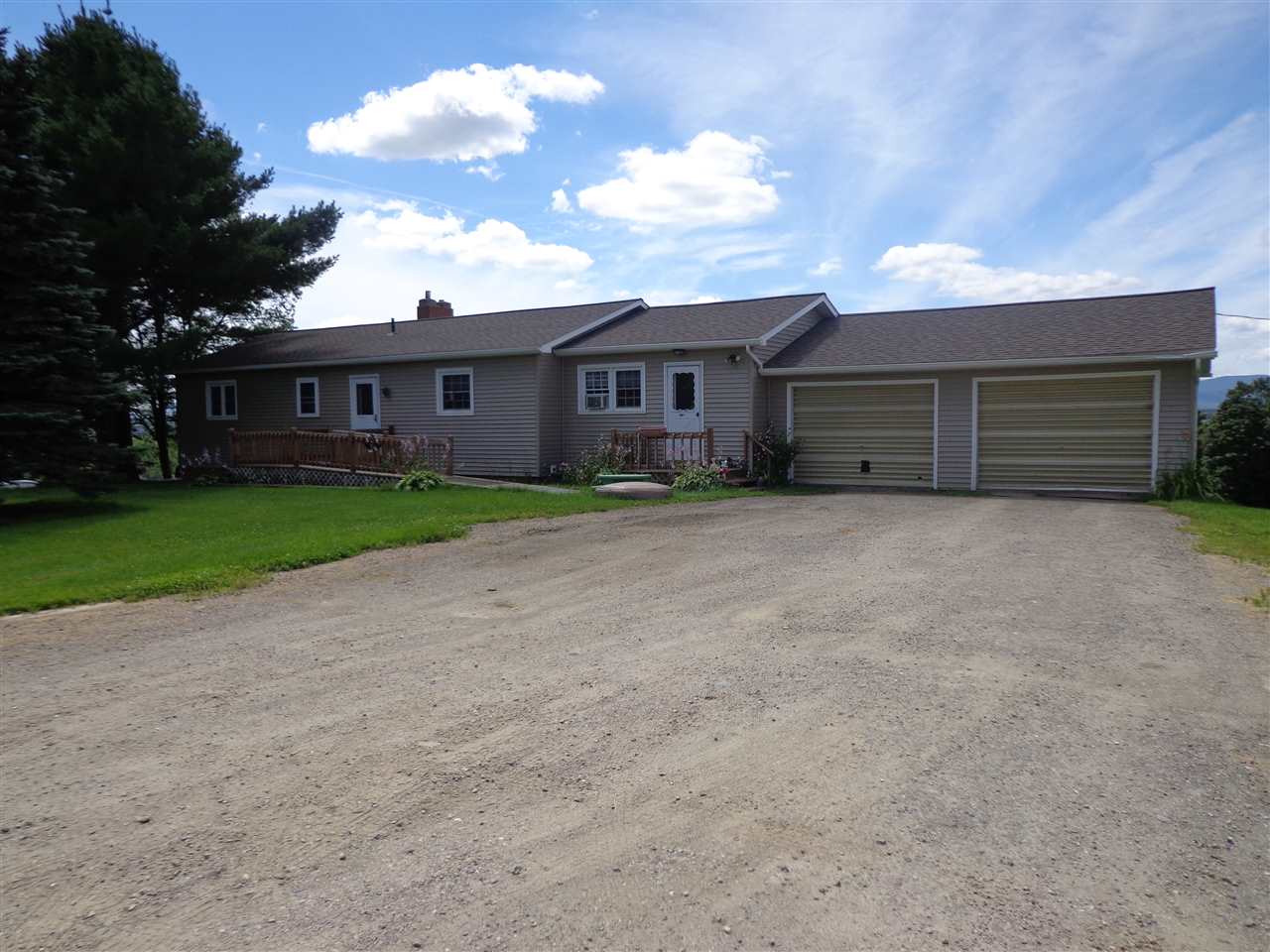 579 Armstrong Road