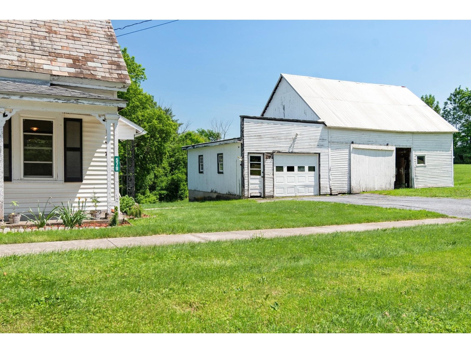 579 Crown Point Road