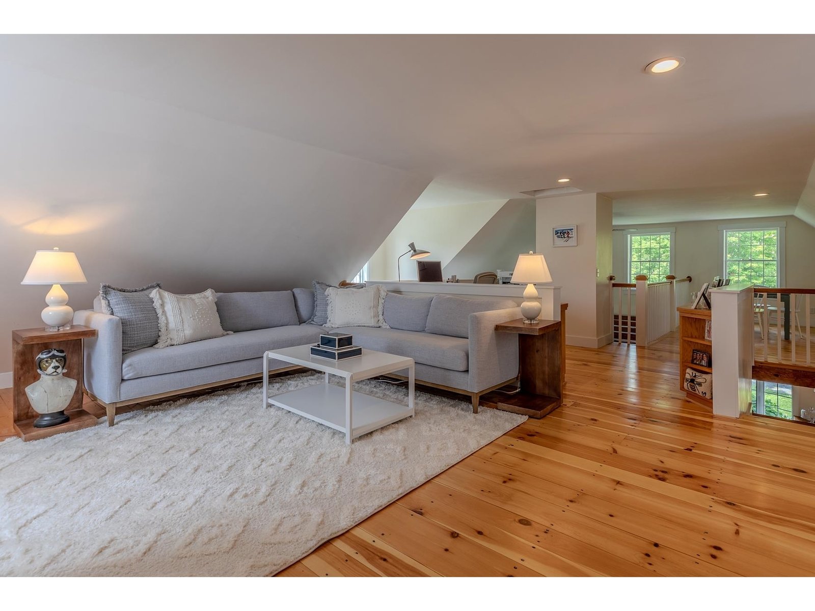2nd Floor family room