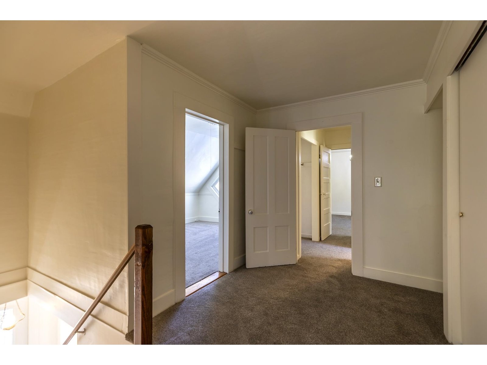 5798 West Woodstock Road