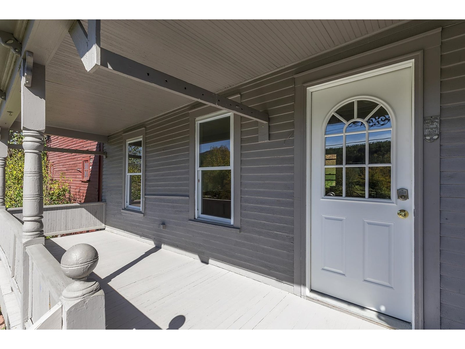5798 West Woodstock Road