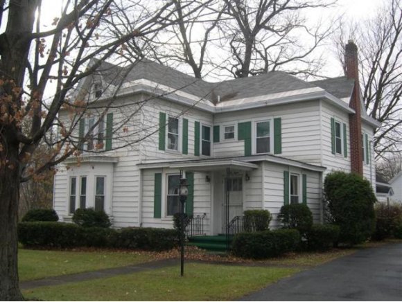 58 Grand Ave