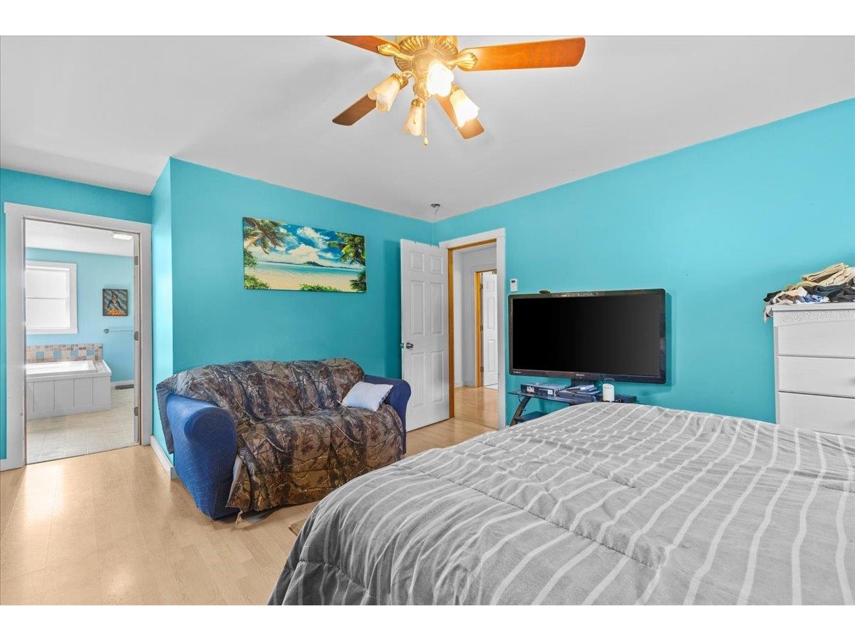 580 River Road